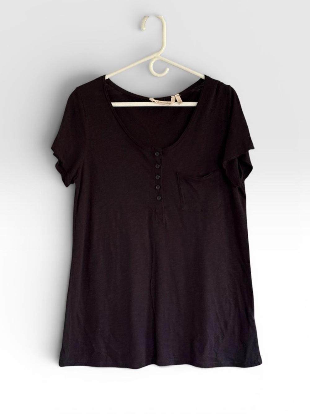 Soft Surroundings Black Henley Short Sleeve Top Size Small Front Pocket